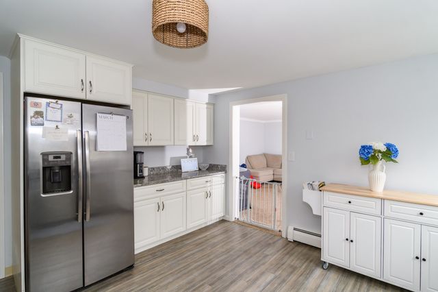 2 Sawmill Cir, Charlton, MA 01507