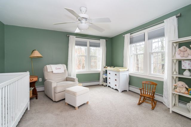 2 Sawmill Cir, Charlton, MA 01507
