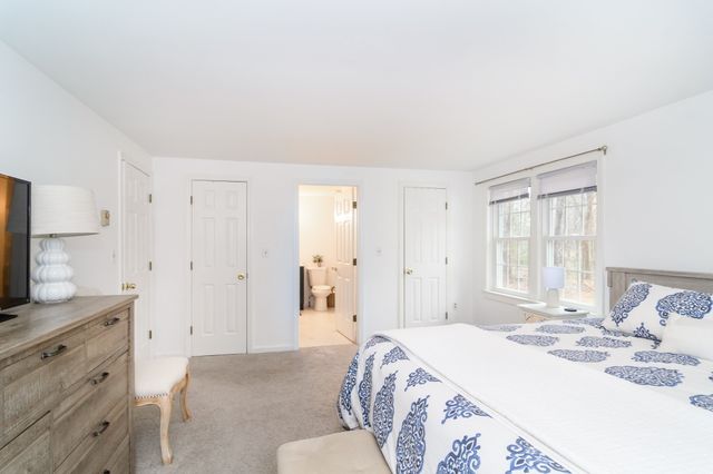 2 Sawmill Cir, Charlton, MA 01507