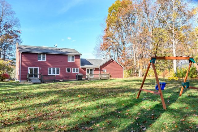 2 Sawmill Cir, Charlton, MA 01507
