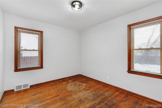 15280 Faircrest Street, Detroit, MI 48205