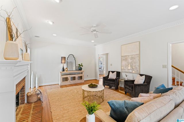 2100 RIVERINE OAKS PLACE, Hoover, AL 35244