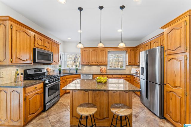 2100 RIVERINE OAKS PLACE, Hoover, AL 35244