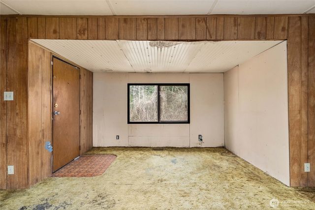 21215 Orting Kapowsin Highway E, Graham, WA 98338