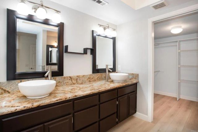 2156 S Coast Highway, Oceanside, CA 92054