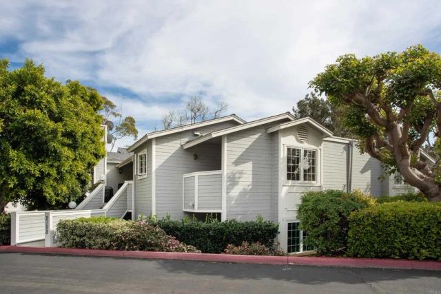 2156 S Coast Highway, Oceanside, CA 92054