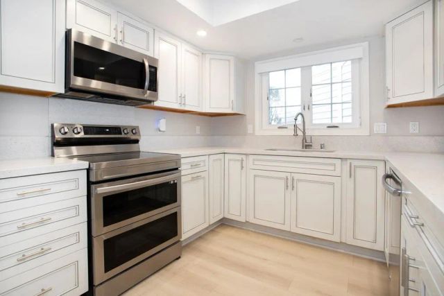 2156 S Coast Highway, Oceanside, CA 92054