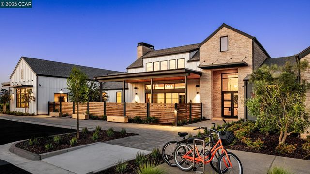 1585 Granite Place, Tracy, CA 95377