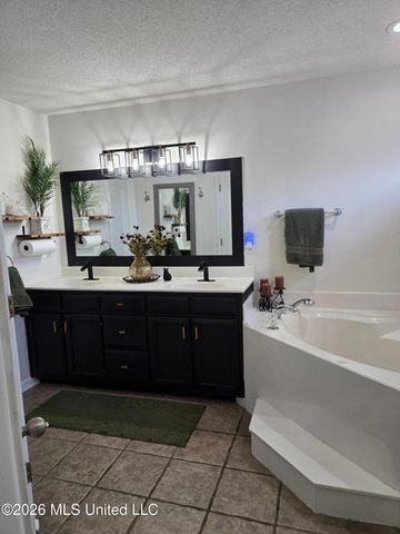 7922 Allendale Cove, Olive Branch, MS 38654