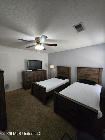 7922 Allendale Cove, Olive Branch, MS 38654