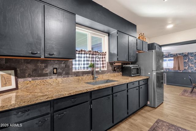 20 S CATALINA Street, Gilbert, AZ 85233