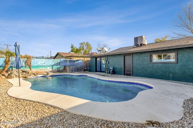 20 S CATALINA Street, Gilbert, AZ 85233
