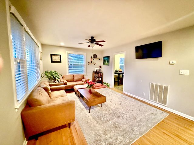 1343 Paradise Hill Rd, Clarksville, TN 37040