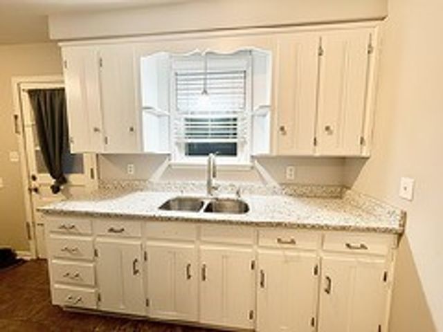 1343 Paradise Hill Rd, Clarksville, TN 37040