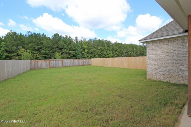 203 Wethersfield Drive, Florence, MS 39073