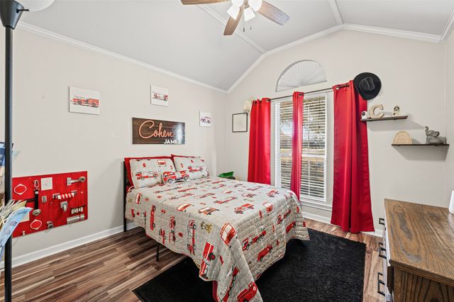 345 Woodard Lane, Bruceville, TX 76630