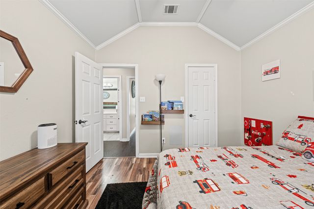 345 Woodard Lane, Bruceville, TX 76630