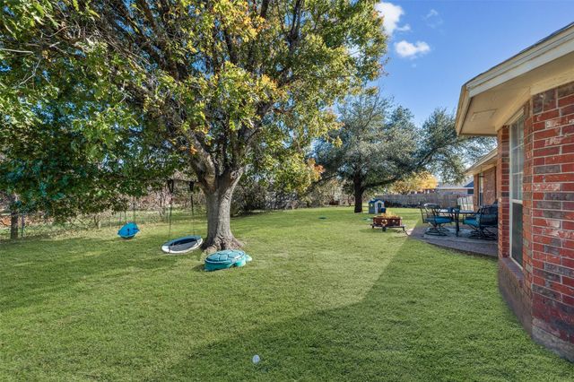 345 Woodard Lane, Bruceville, TX 76630