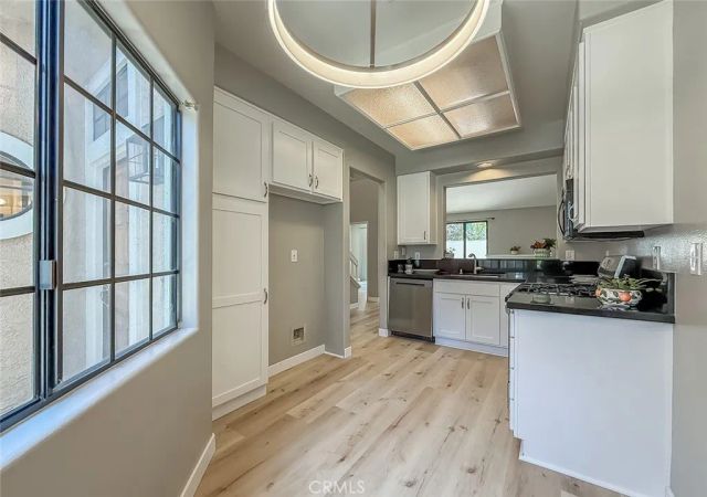 4766 Taranto Way, Oak Park, CA 91377