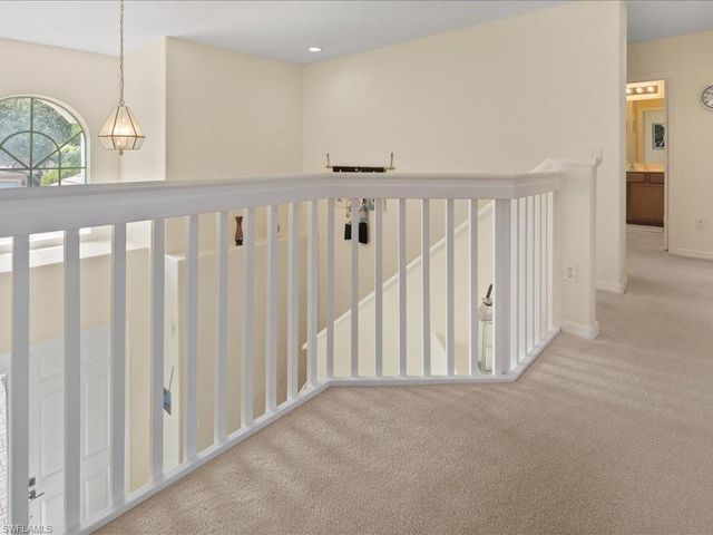 1646 Birdie DR, Naples, FL 34120