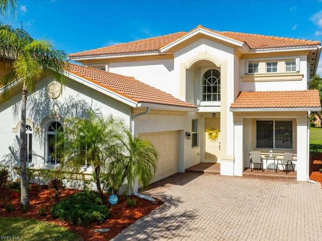 1646 Birdie DR, Naples, FL 34120