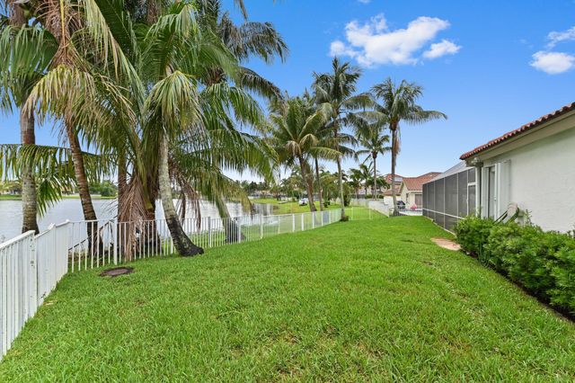 7734 Belmont Drive, Lake Worth, FL 33467