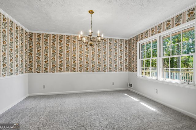585 Buckeye Circle SE, Conyers, GA 30094