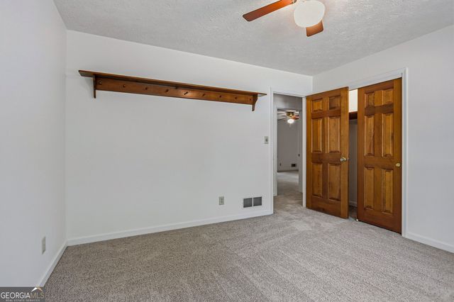 585 Buckeye Circle SE, Conyers, GA 30094