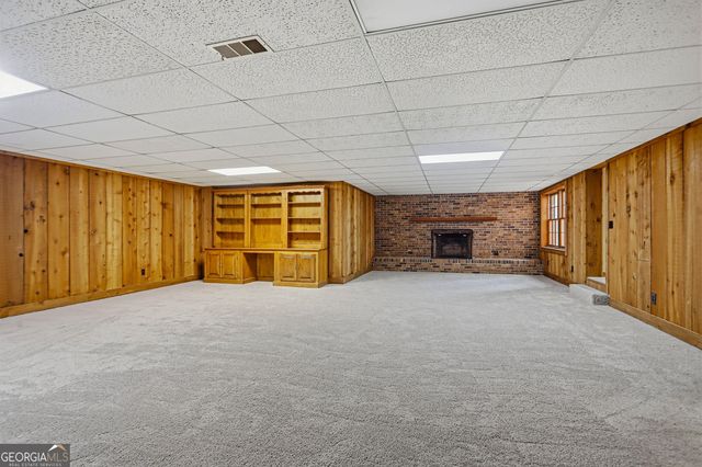 585 Buckeye Circle SE, Conyers, GA 30094