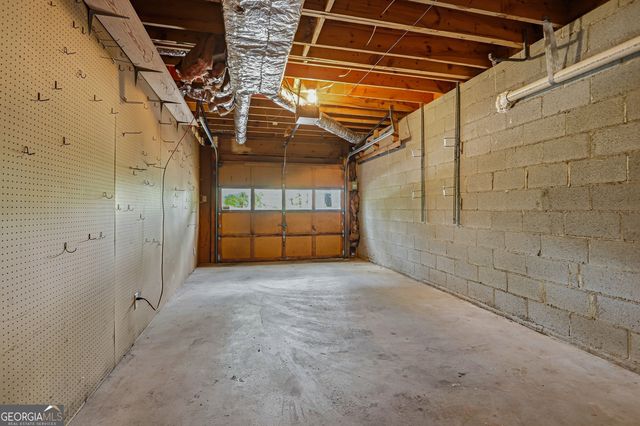 585 Buckeye Circle SE, Conyers, GA 30094