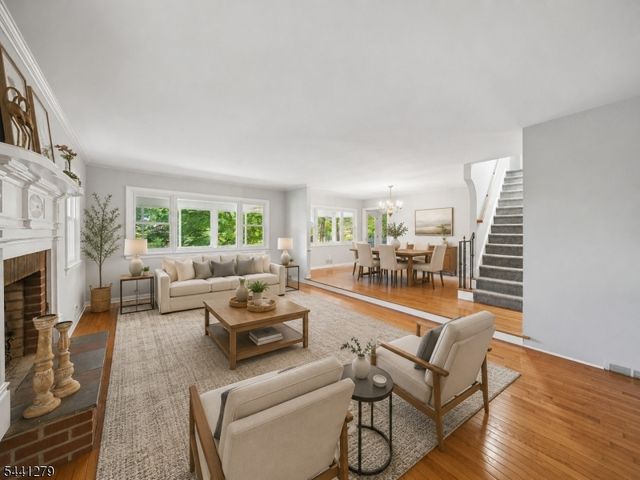44 Glen Rd, Mountain Lakes Boro, NJ 07046