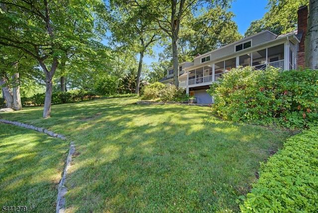 44 Glen Rd, Mountain Lakes Boro, NJ 07046
