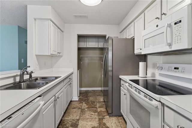 534 Fairway LKT, Williamsburg, VA 23188