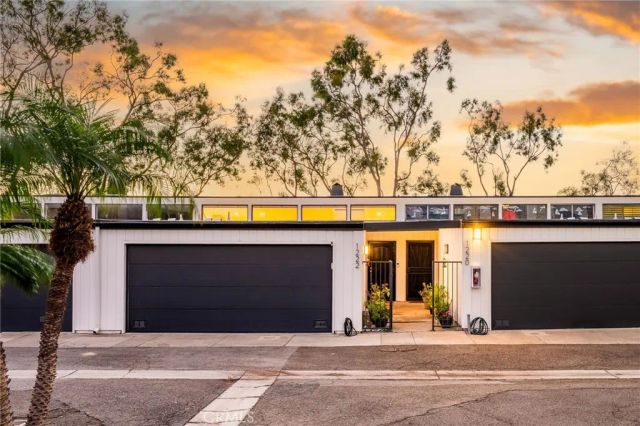1222 Las Arenas Way 23, Costa Mesa, CA 92627