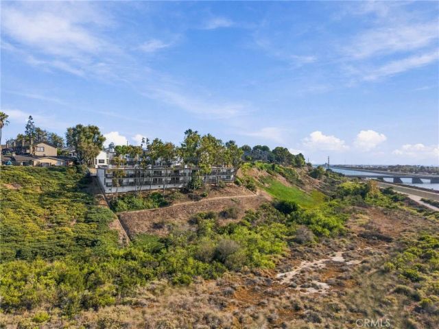1222 Las Arenas Way 23, Costa Mesa, CA 92627