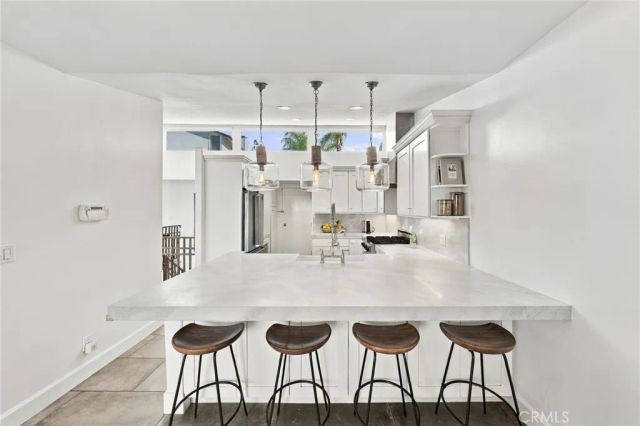1222 Las Arenas Way 23, Costa Mesa, CA 92627