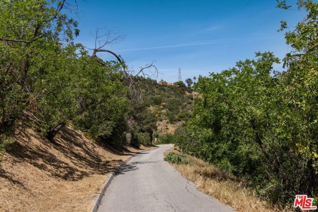 1858 Blue Heights Drive, Los Angeles, CA 90069