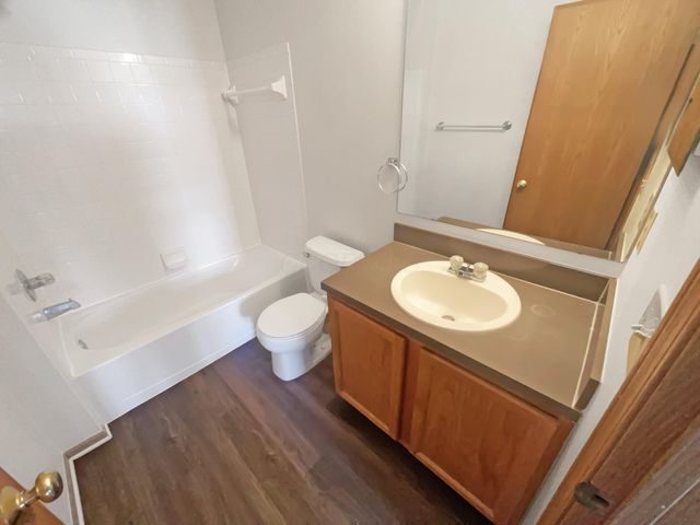 3376 Oak Bend Boulevard, Canal Winchester, OH 43110