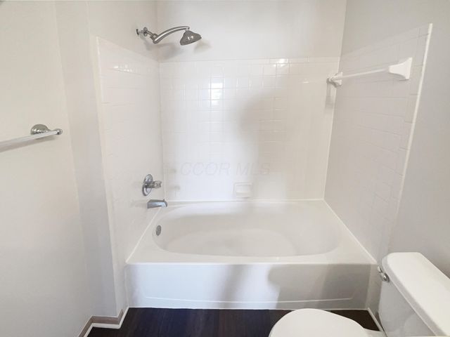 3376 Oak Bend Boulevard, Canal Winchester, OH 43110