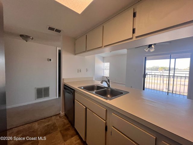 1011 Clearmont Street NE 202-2, Palm Bay, FL 32905