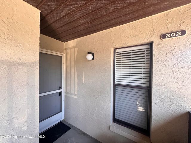 1011 Clearmont Street NE 202-2, Palm Bay, FL 32905