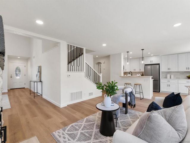 2277 Dunstan, Oceanside, CA 92054