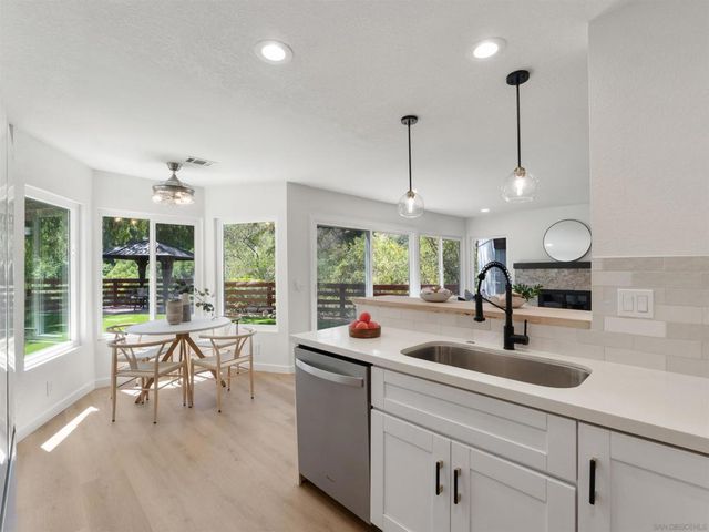 2277 Dunstan, Oceanside, CA 92054