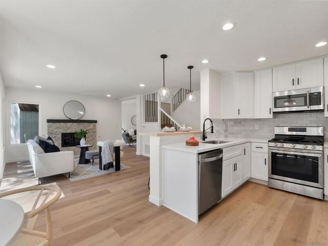 2277 Dunstan, Oceanside, CA 92054