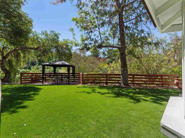 2277 Dunstan, Oceanside, CA 92054