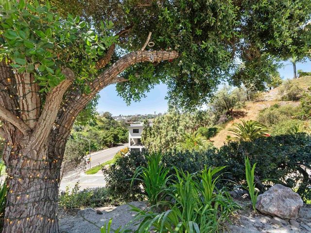 2277 Dunstan, Oceanside, CA 92054