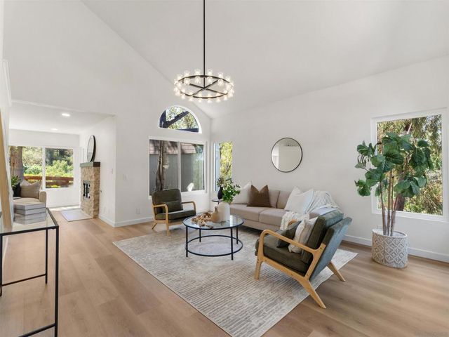 2277 Dunstan, Oceanside, CA 92054