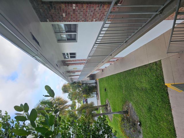 2851 E Golf Boulevard 207, Pompano Beach, FL 33064