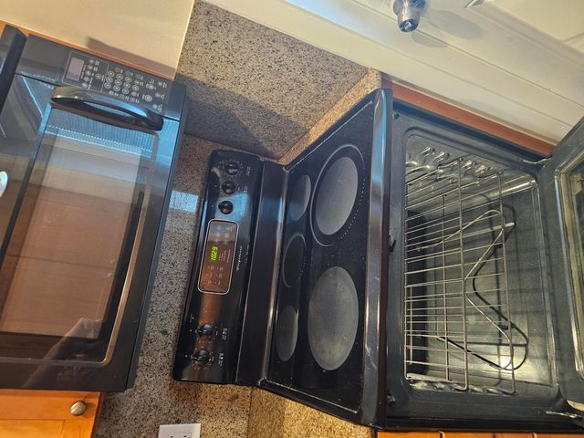 2851 E Golf Boulevard 207, Pompano Beach, FL 33064
