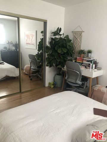 8360 Blackburn Avenue 1, Los Angeles, CA 90048